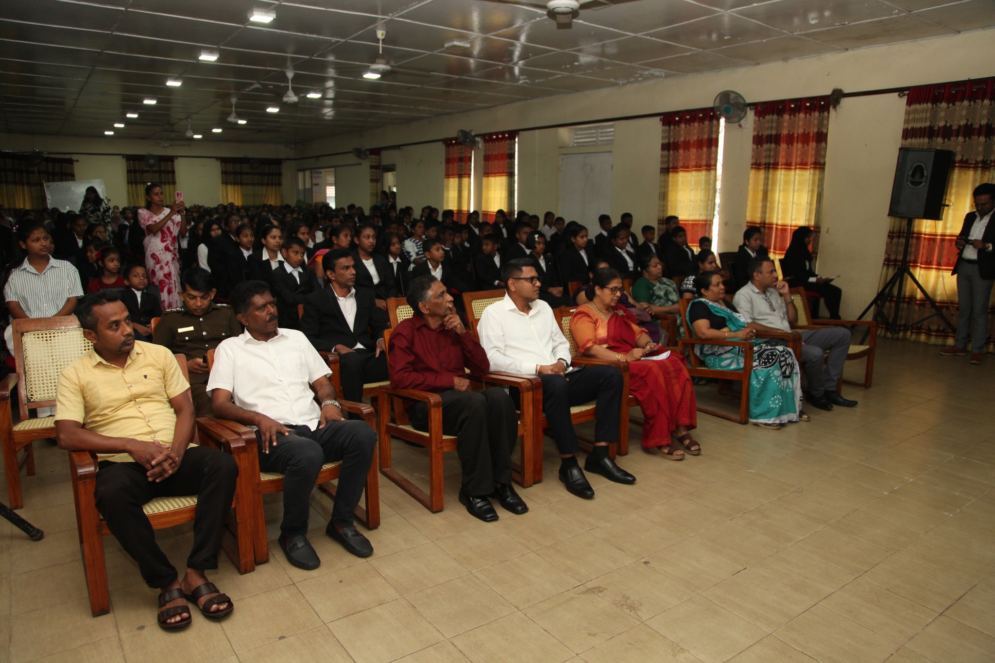 Certificate award ceremony 2025 e - Nana Piyasa