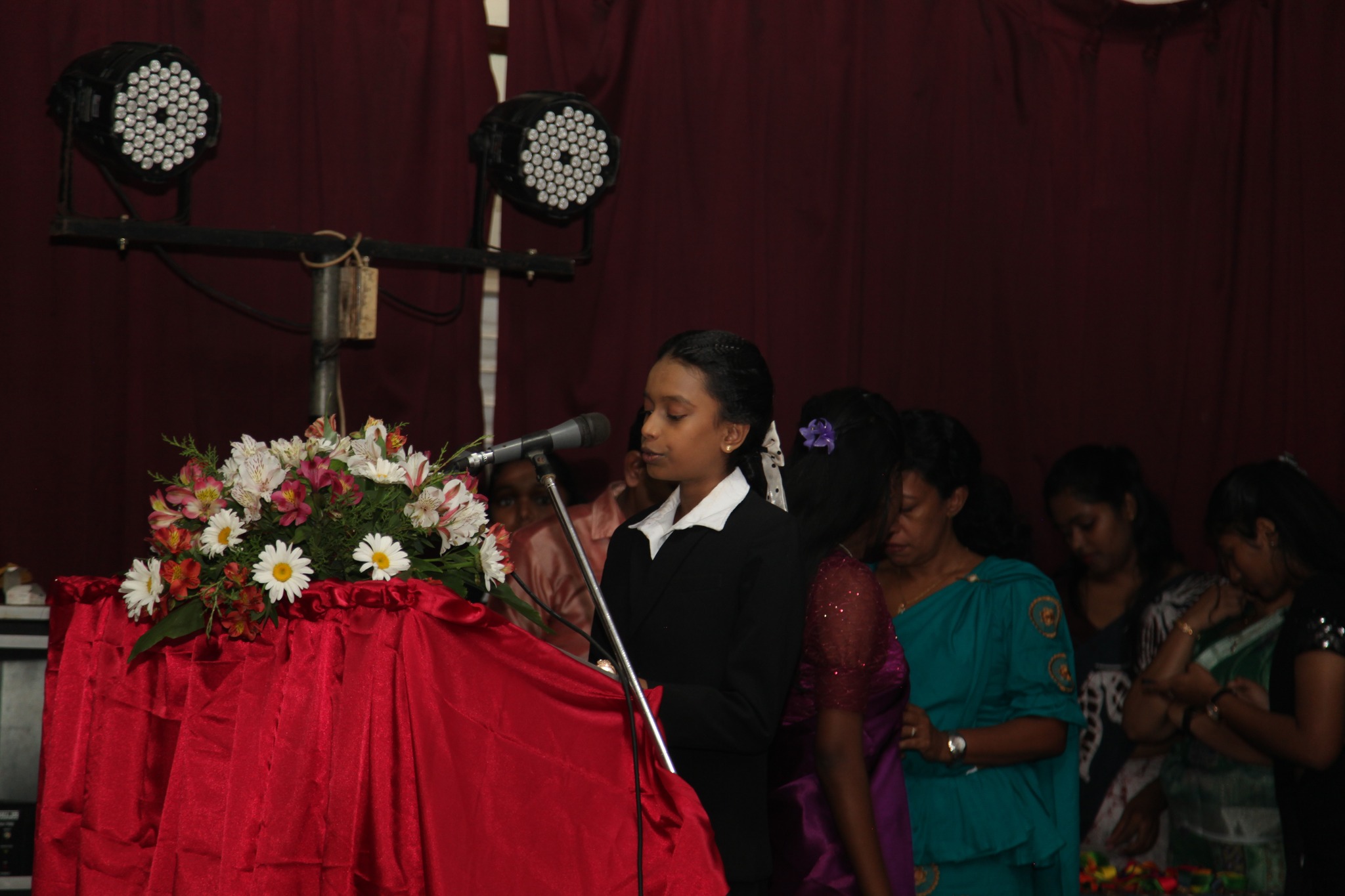 Certificate award ceremony 2025 e - Nana Piyasa